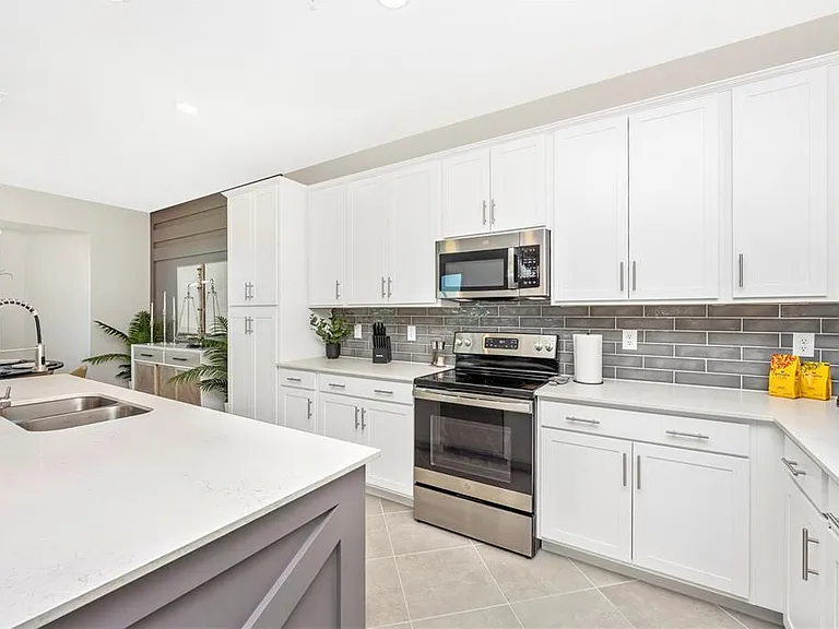 12140 Wellen Golf St #401 — Photo 5