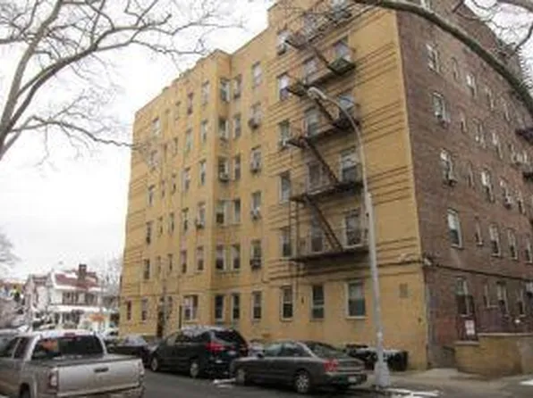 1717 Avenue N image 1 of 11