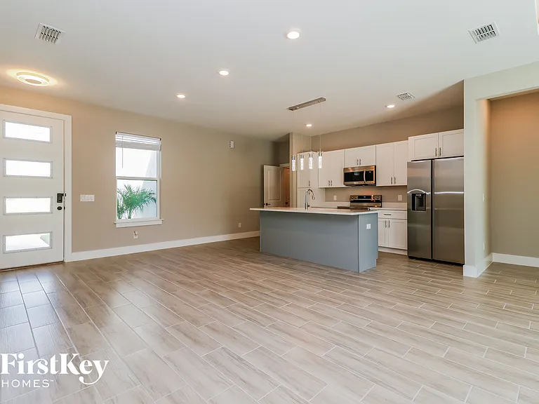 258 Big Sioux Dr — Photo 2