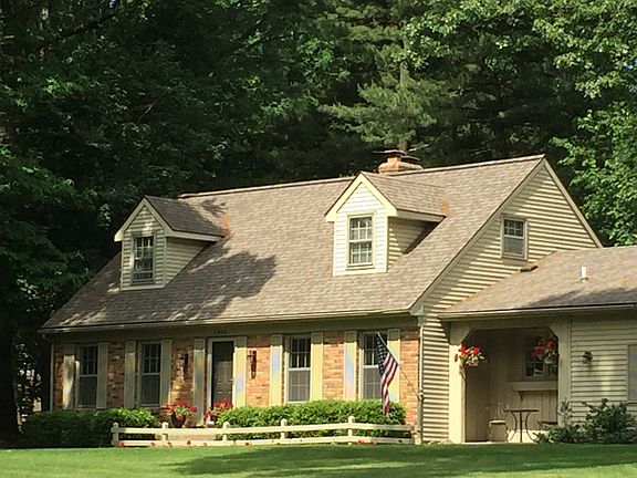 2nd image of 1805 Pinnacle Dr SW