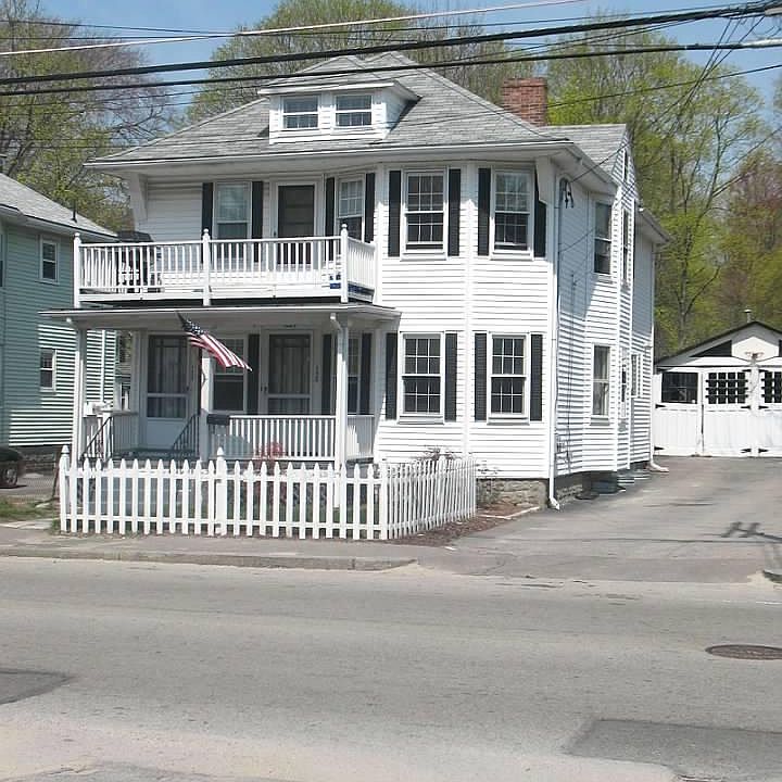 1st image of 158 Broad St