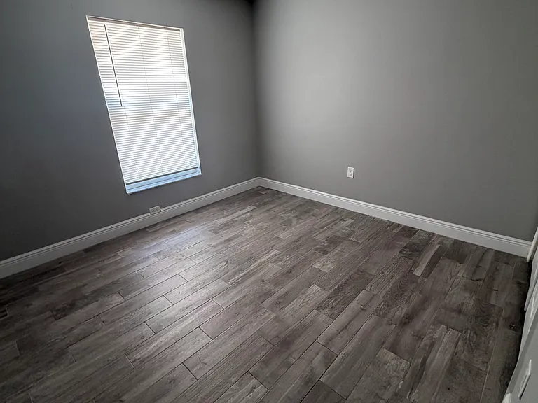 318 Quimby Dr — Photo 14