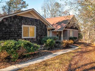 389 Cherokee Trl, Ohatchee, AL 36271