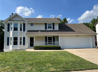 1556 Dartmouth Dr, Liberty, MO 64068