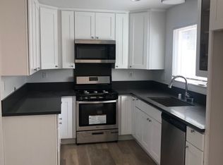 999 Mission Dr APT 1, Costa Mesa, CA 92626