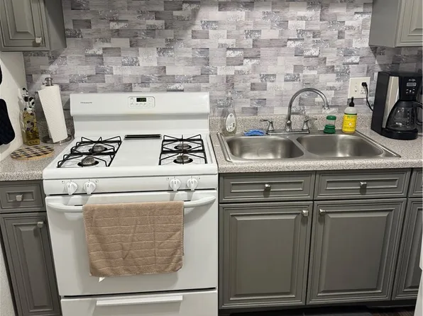 3982 Voxna St, Las Vegas, NV 89119