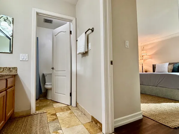 840 Turquoise St, San Diego, CA