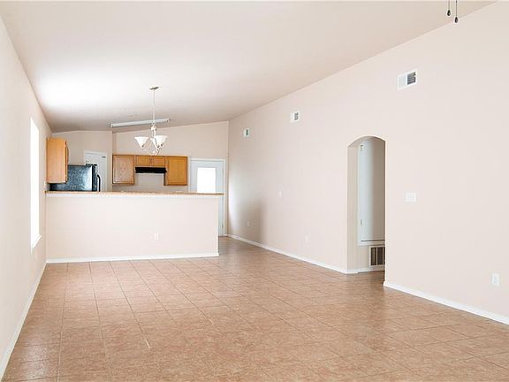 4th image of 6105 Carole Jeschke Ct