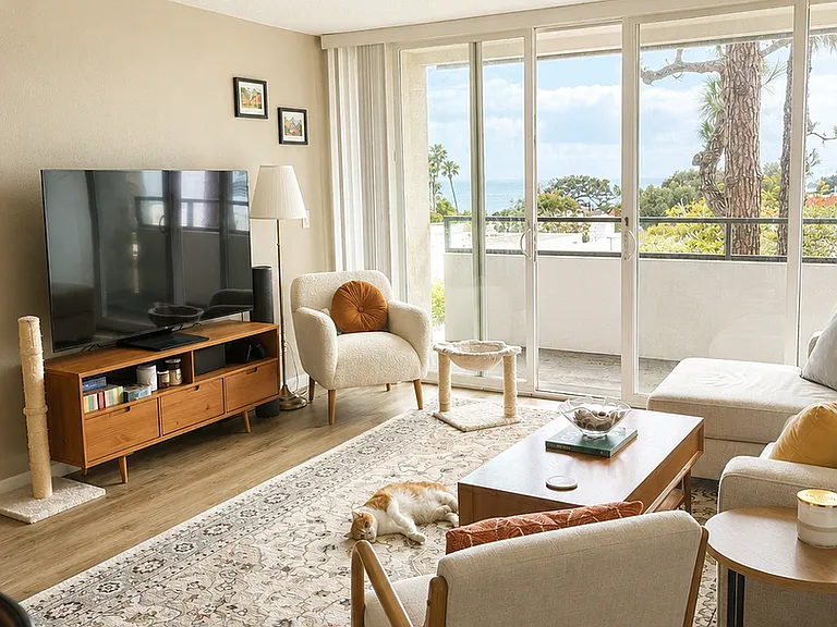 Los Arboles Apartments — Photo 43