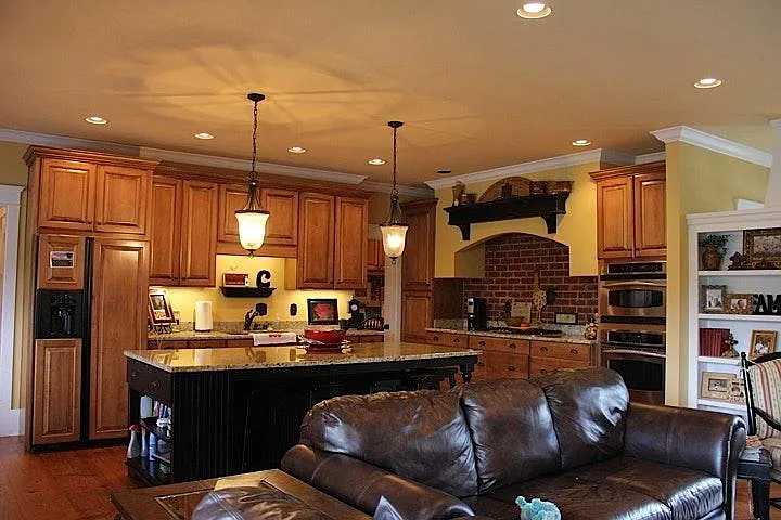 827 Ann Marie Cir — Photo 12