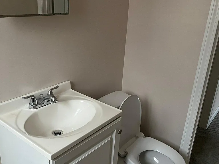 770 Cummins Hwy #4 — Photo 10