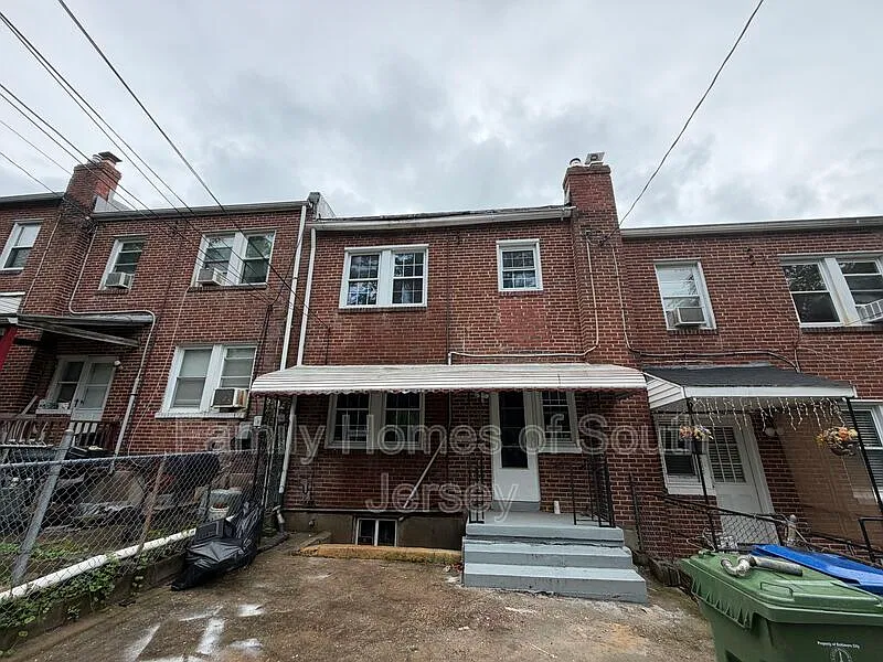 4112 Fairfax Rd