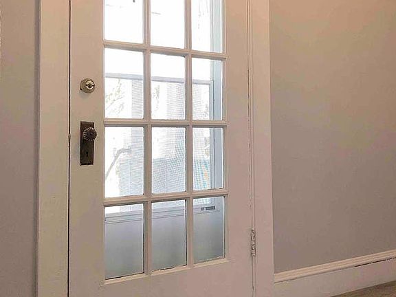 5th image of 817 52nd St #1