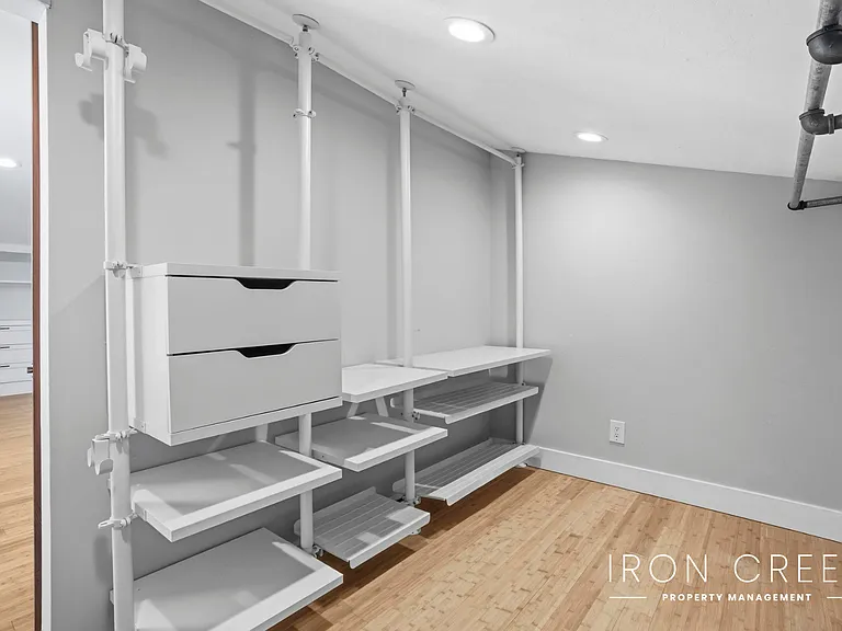 409 W Ada St — Photo 22