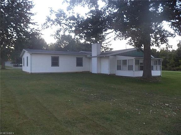 3rd image of 12033 Eaton Blvd