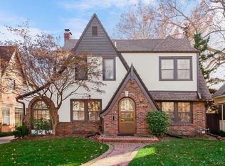 619 Romany Rd, Kansas City, MO 64113