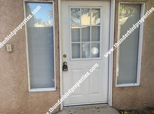 2114 Oxford (40518), Albuquerque, NM 87106