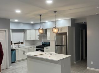 (Undisclosed Address), Staten Island, NY 10305