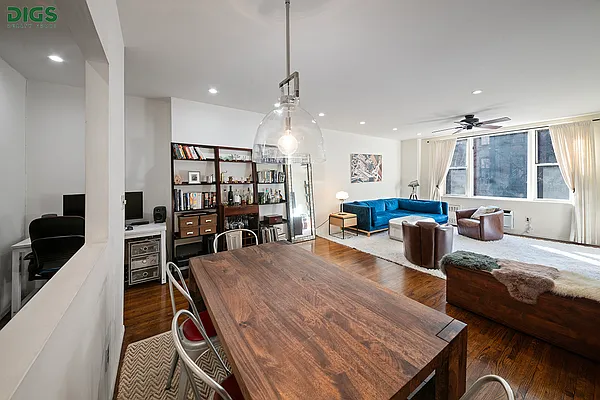 Sold by Digs Realty Group | media 9