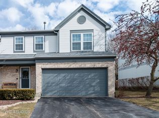 970 Old Oak Cir, Algonquin, IL