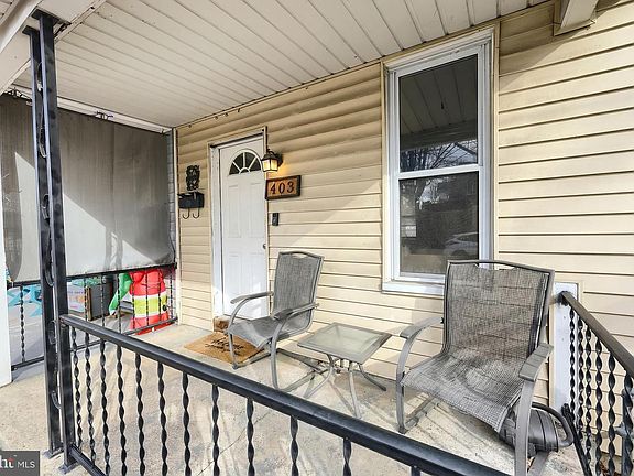 4th image of 403 S 2nd St