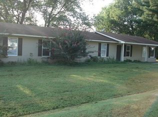 18111 Astor Ln, Athens, AL 35614