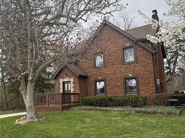 640 S Cleveland Massillon Rd