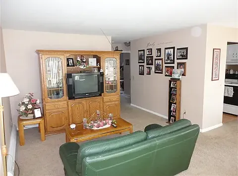 2158 Allen Blvd #4 — Photo 7