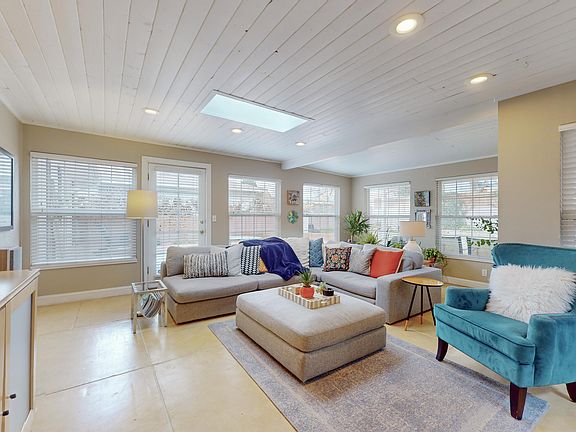 3rd image of 7309 Bellrose Ct NE