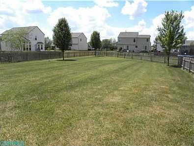 3rd image of 1195 Payne Loop