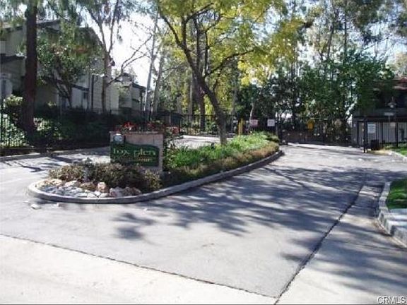 3rd image of 3851 Sycamore St