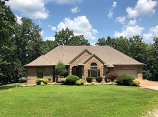 2366 Mountain View Rd, Locust Grove, AR 72550