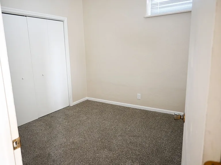 Rosewater Apartments — Photo 56