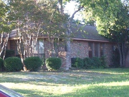 2nd image of 1851 Green Tree Dr
