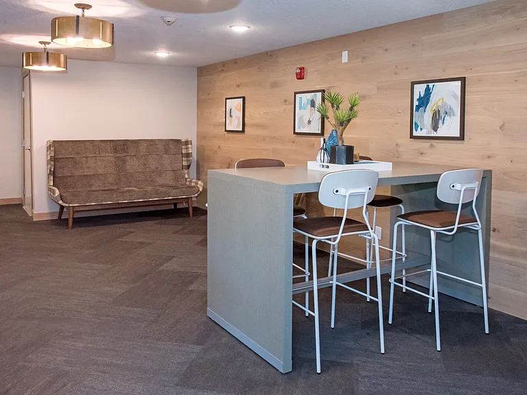 Aspenwoods Apartments — Photo 17