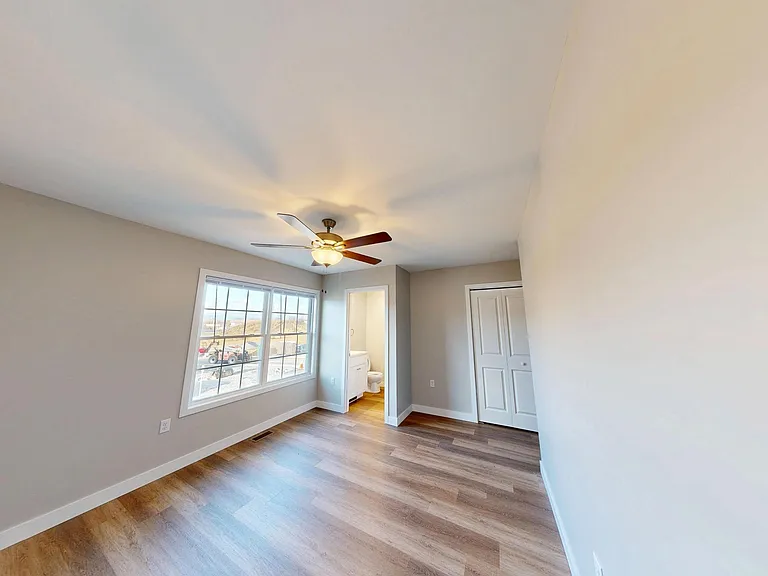 1333 Luke Ln — Photo 10