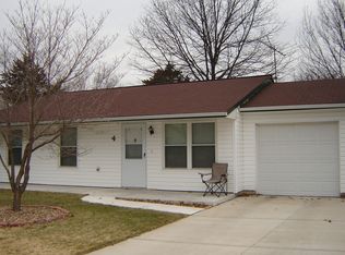 4 Lone Elk Ln, Saint Peters, MO 63376