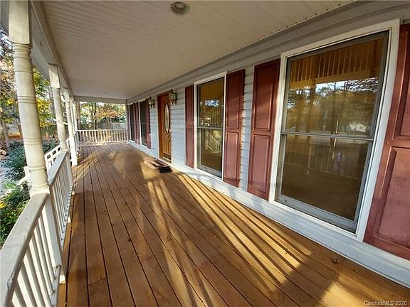 3rd image of 2150 Ashland Ct #89