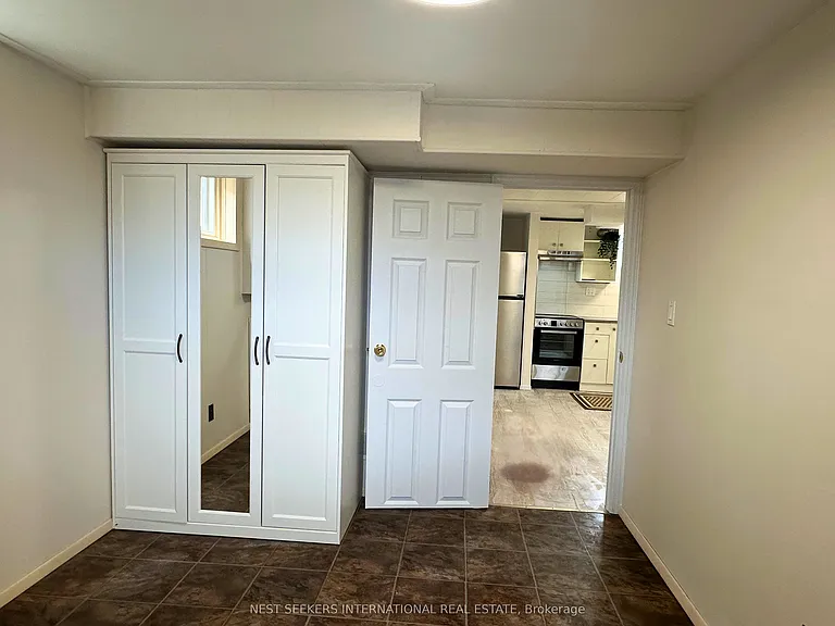 494 Oshawa Blvd N — Photo 7