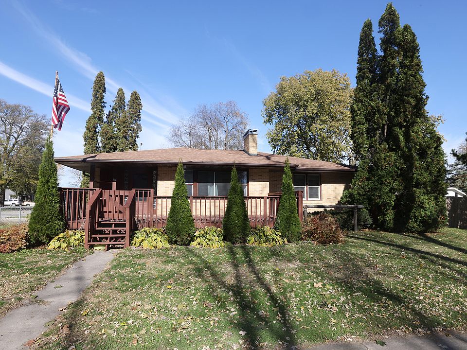 1st image of 28 5th Ave NW