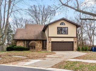 410 Brad Ct, Naperville, IL