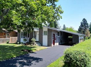 1194 Milburn St, Peterborough, ON K9H6P2
