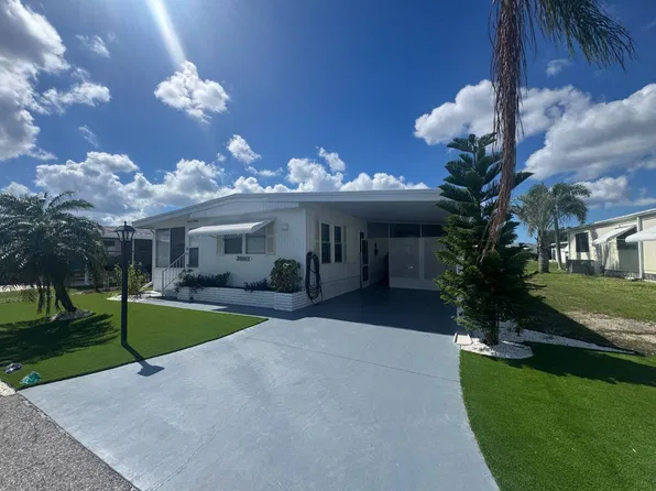 2843 Palm Lake Dr, Sarasota, FL 34234