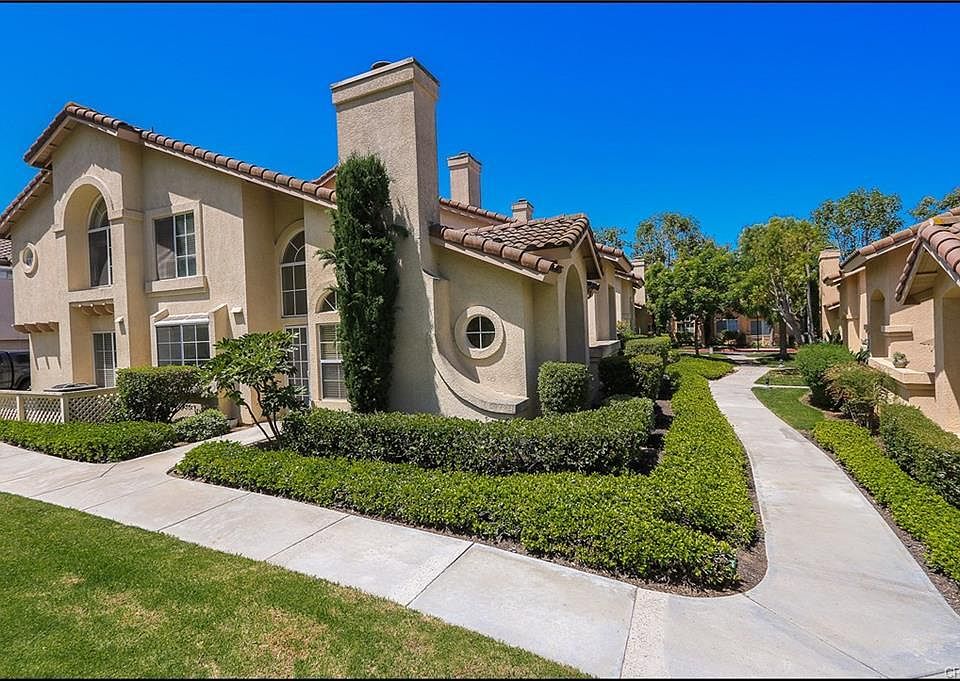 1st image of 98 Nightingale Dr