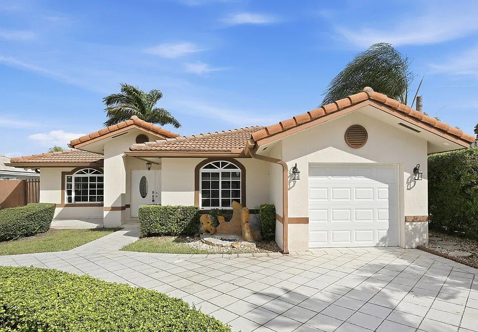 16361 SW 78th Ter