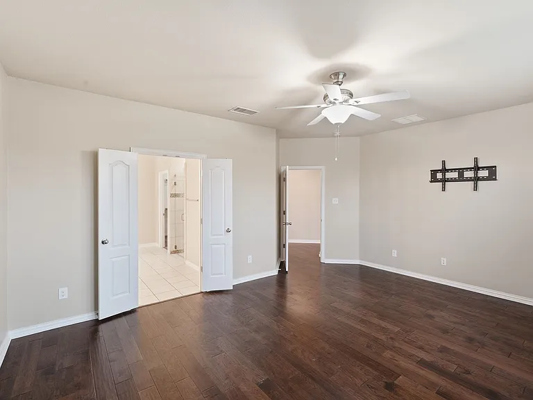 2208 Gregory Creek Dr — Photo 17