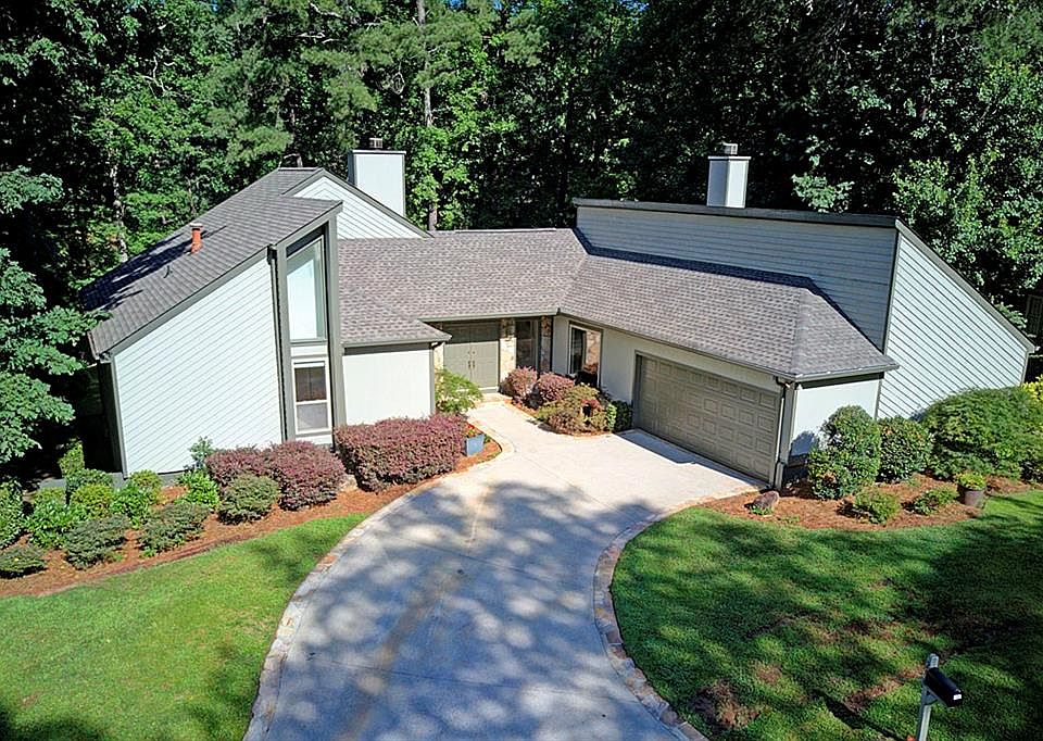 1st image of 290 Watercress Dr