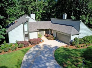 290 Watercress Dr, Roswell, GA 30076