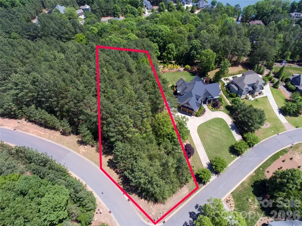 5017 Hermitage Ct #202, Belmont, NC 28012
