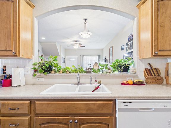 3rd image of 5775 29th St #1001